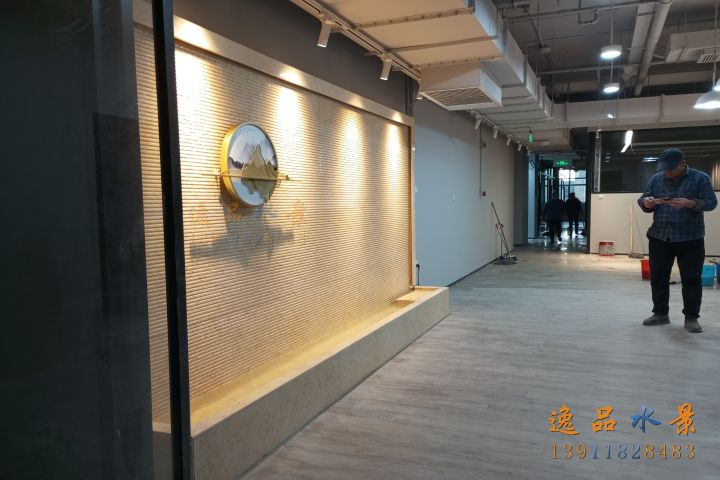 北京公司办公室流水水幕墙案例